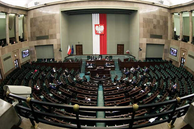 Варшава зависла над амнистией: Сейм не простил наемников ВСУ во втором чтении