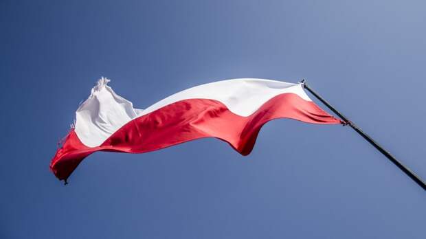 СМИ: В Польше значительно ухудшилось отношение к Украине
