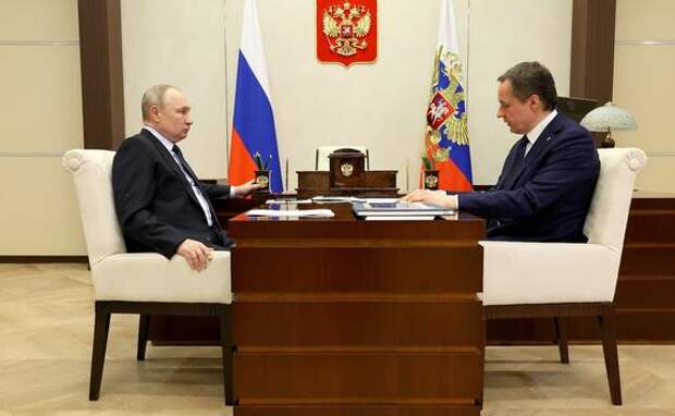 Путин предложил губернатору Белгородской области Гладкову обсудить вопросы обеспечения безопасности