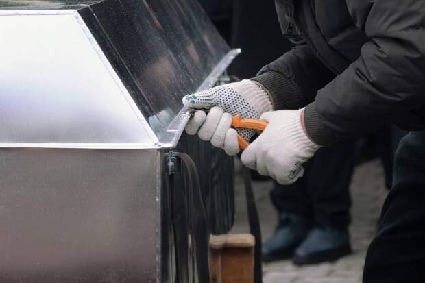 Стало известно о мошенничестве с «российскими срочниками в цинковых гробах»