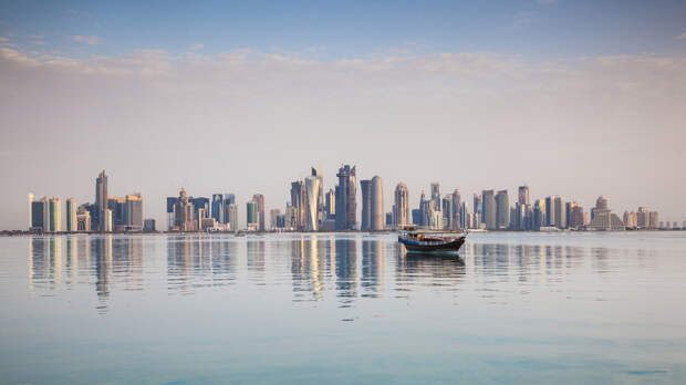 Дёмин: около 1,5 тысячи россиян остаются в Катаре, жертв и раненых нет