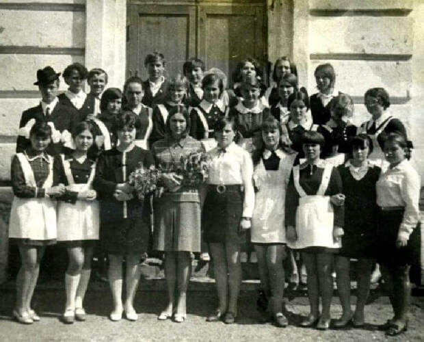 Только взгляните, какими красавицами были выпускницы 70-х