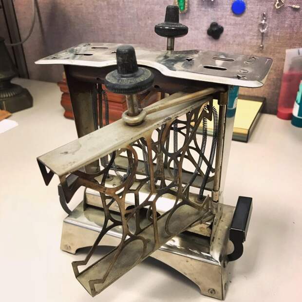 Непривычные кухонные приспособления из прошлого на снимках