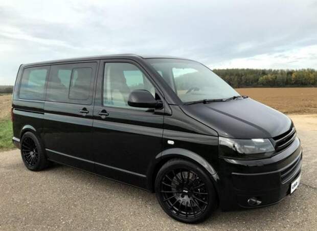 Микроавтобус Volkswagen Multivan с двигателем от Porsche 911