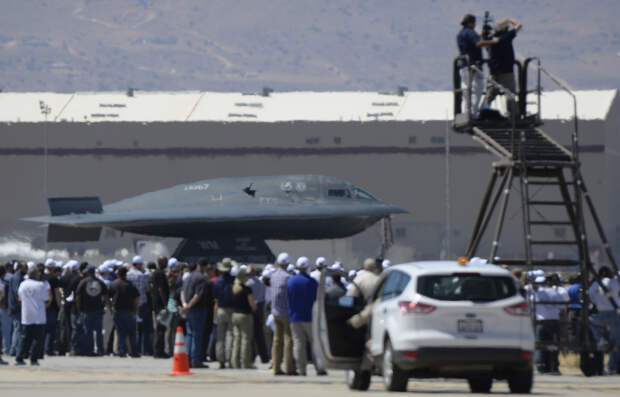 Загадочные «квадраты» на ударивших по Ирану B-2 вызвали недоумение