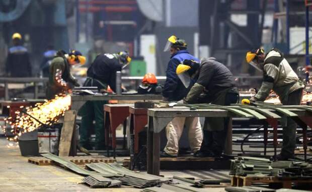 Депутаты ЛДПР и пирожные для бедных: «А давайте установим МПРОТ, миллионы россиян сразу богачами станут»