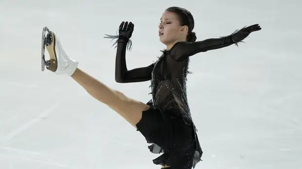 Маму Щербаковой не пустили на тренировку дочери на ЧЕ по фигурному катанию