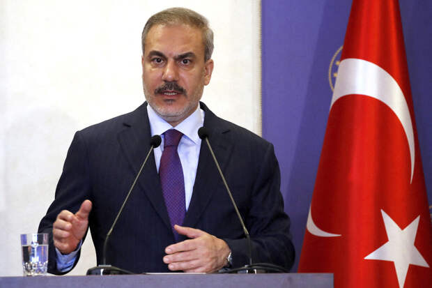 Востоковед Семенов: Киев решил воспользоваться конфликтом на Ближнем Востоке