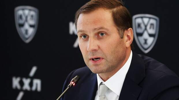 Морозов — о поездке Ларионова на ОИ по ходу сезона в КХЛ: «Вдруг он Макдэвида поехал уговаривать?»