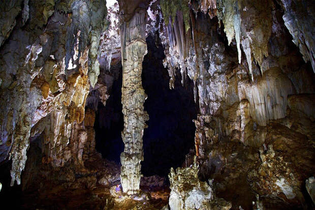 grey Красота пещер Тайланда