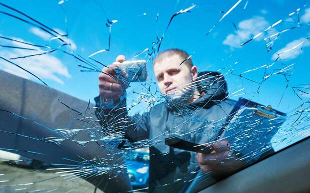 С помощью каких приемов перекупщики маскируют битые машины