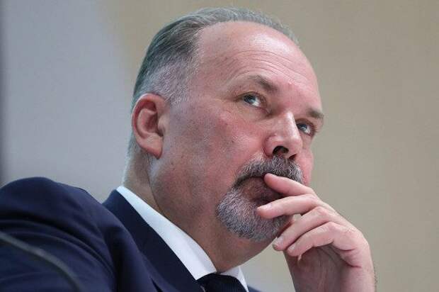 От Сердюкова до Меня: российские чиновники, попавшие под следствие