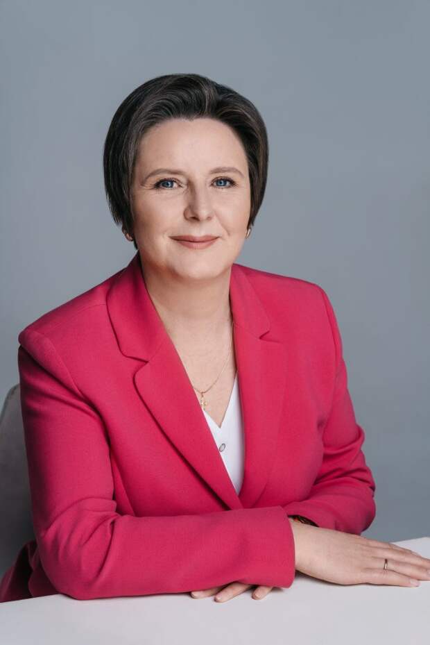 Светлана Разворотнева вынесла обсуждение ситуацию с перестройкой гаража в хостел на ул. Мельникова на новый уровень. Фото: Екатерина Бибикова