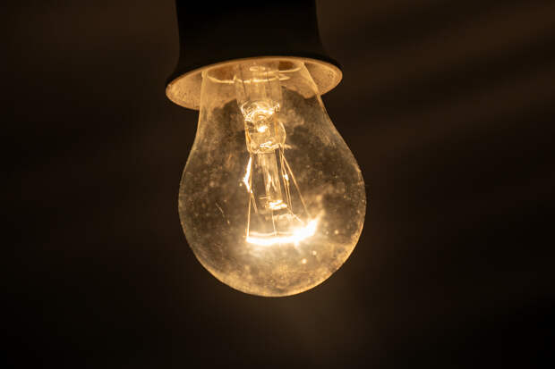 "Тулэнерго" заплатит более 100 тысяч рублей из-за неподключенного к дому электричества