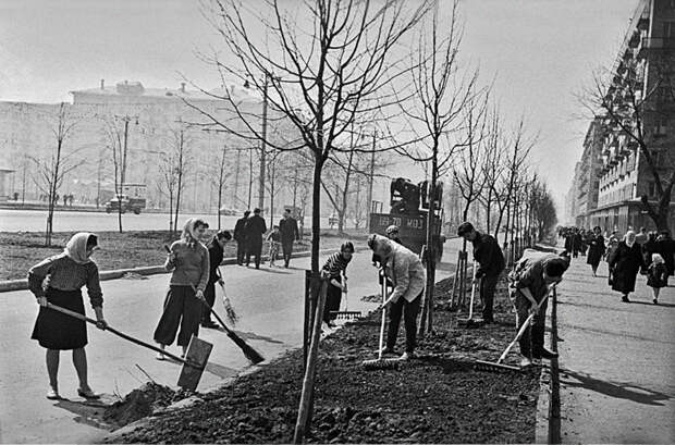 Как проходили советские «субботники» (ФОТО)
