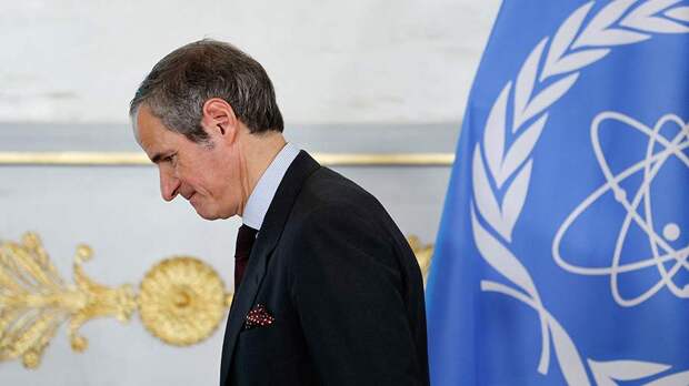 Гросси назвал отказ Украины от ядерного оружия ключом к ее существованию