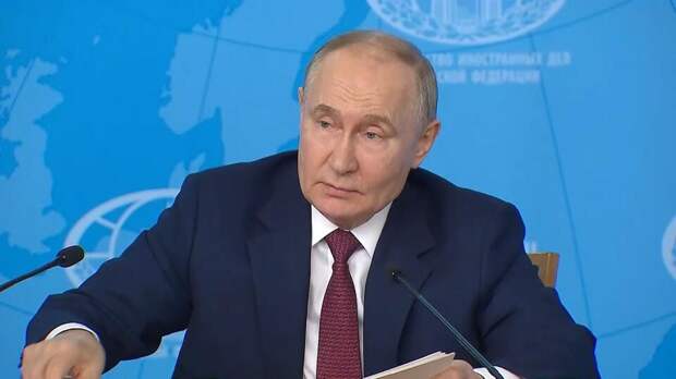 Путин раскрыл детали визита в РФ посредника Запада при переговорах по Украине