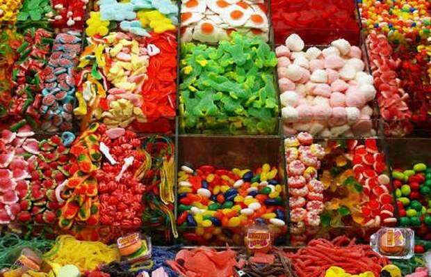 Фаст-фуд: $ 23 млрд в год на конфеты.