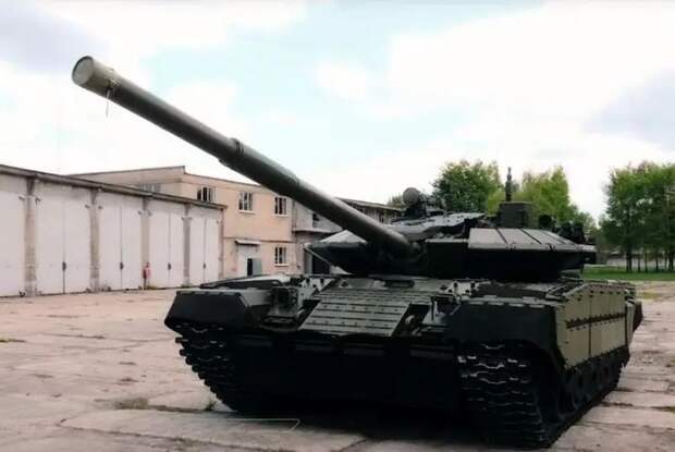 «Огневая мощь и защита»: Белоруссия представила на выставке вооружений в Минске