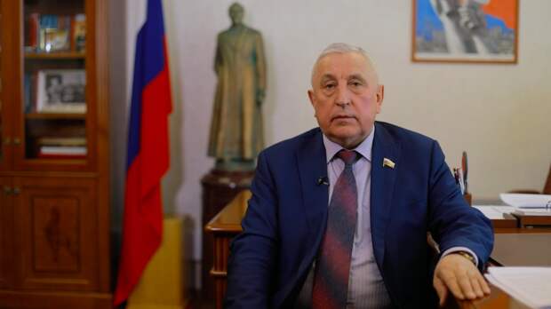 Харитонов назвал великолепной выставку, посвященную 120-летию Госдумы