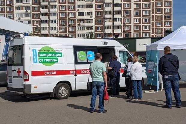 Дополнительные пункты вакцинации от гриппа заработали в столице из-за высокого спроса Дополнительные пункты вакцинации от гриппа заработали в столице из-за высокого спроса