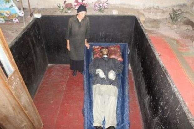 8 шокирующих историй о людях, живших с умершими L8 шокирующих историй о людях живших с умершими