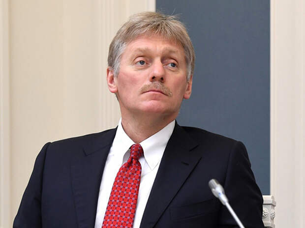 Кремль осудил предложение Навального раздать деньги россиянам Кремль осудил предложение Навального раздать деньги россиянам