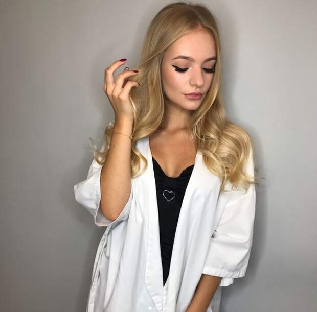 Елизавета Пескова на фото в Instagram (23 фото)