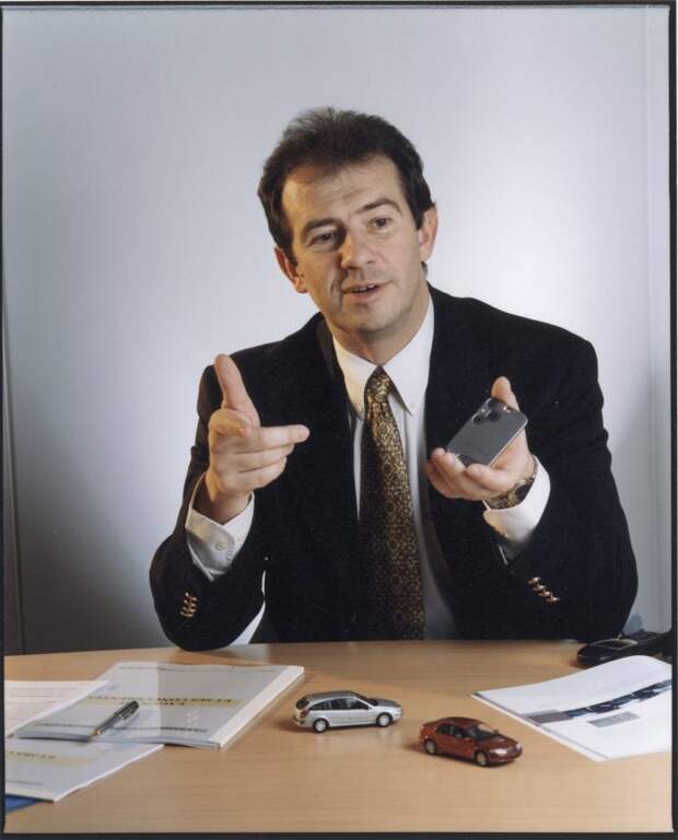 Renault card