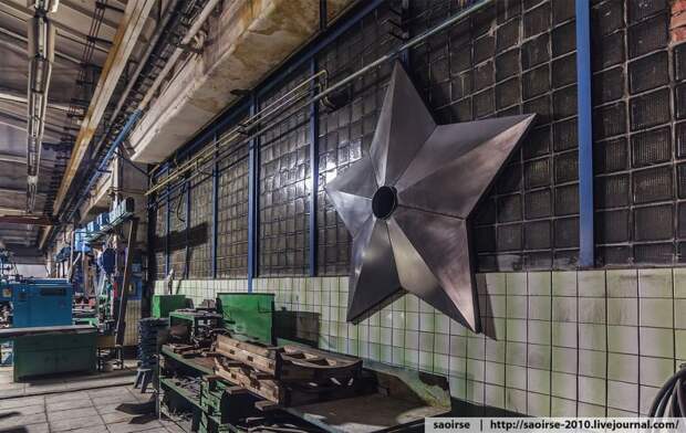 Цех по производству автомобилей представительского класса авто, завод, зил