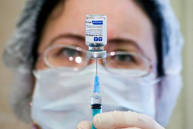 Медики рассказали о возможностях новой вакцины «Спутник Лайт»
