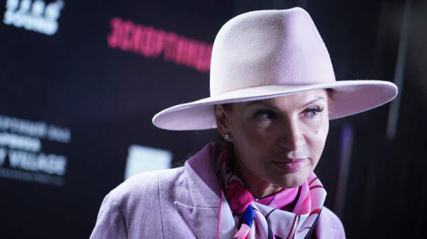 «Буду такая, какая есть»: Эвелина Бледанс отказалась от косметики