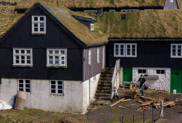 Фото достопримечательностей Стран Скандинавии: Типичный домик на Ферерских островах