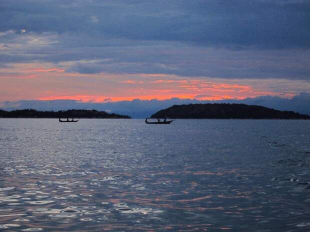 самые крупные озера мира: Танганьика. фото