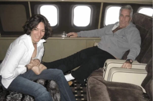 «Грубо трогал…»: какие ужасы происходили в «Лолита Экспрессе» Эпштейна