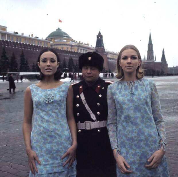 avenue-mode-moskou-19651966-copia