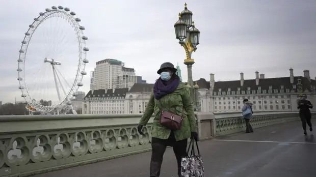 В Британии за сутки выявили более 142 тысяч случаев коронавируса