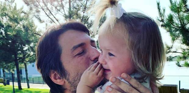 Сергей Притула с дочкой