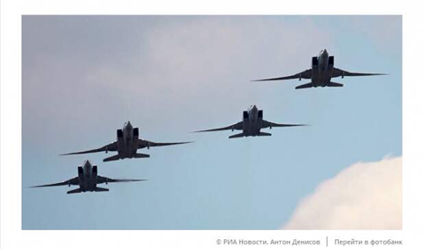 Шесть Ту-22М3, вылетевших из России, нанесли удар по позициям ИГ в Сирии