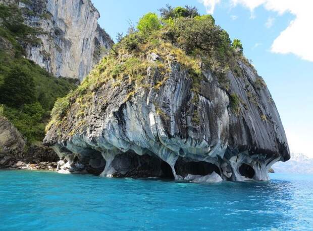 Мраморные пещеры (Las Cavernas de Marmol) в озере Хенераль-Каррера (lago General Carrera), Чили