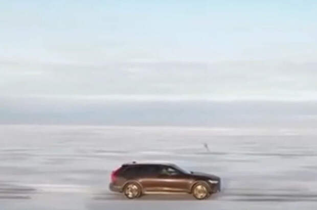 Эстонский автолюбитель проехал 17 км по замёрзшему Балтийскому морю