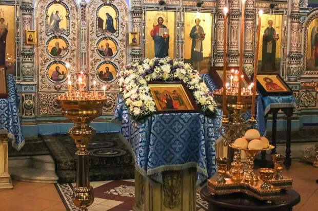 Попразднство Сретения Господня - 16 февраля: кого чтят и о чем просят