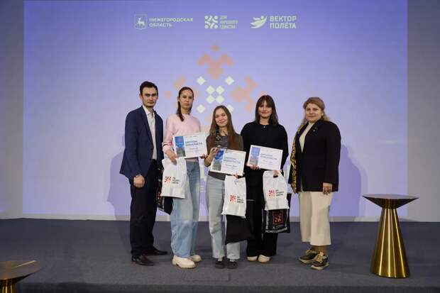 Более 400 человек из 15 стран присоединились к проекту «Код дружбы»