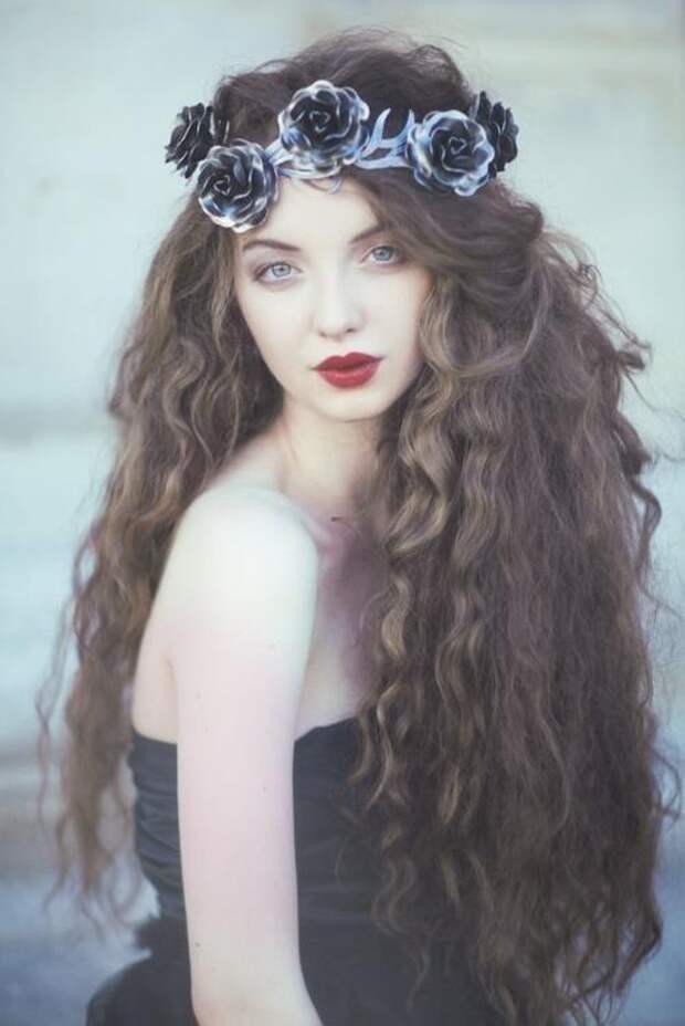 girlsinfloralwreaths20 20 восхитительных девушек с цветочными венками