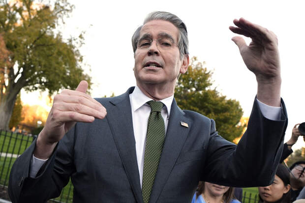 Бессент: США не будут продлевать исключения из санкций против нефти РФ и Ирана