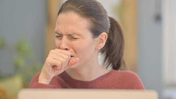 Длительный кашель после простуды: почему возникает и что с этим делать