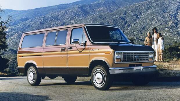 Ford Е-series 1975-"Мохнатый Фургон" из фильма "Тупой и ещё тупее"