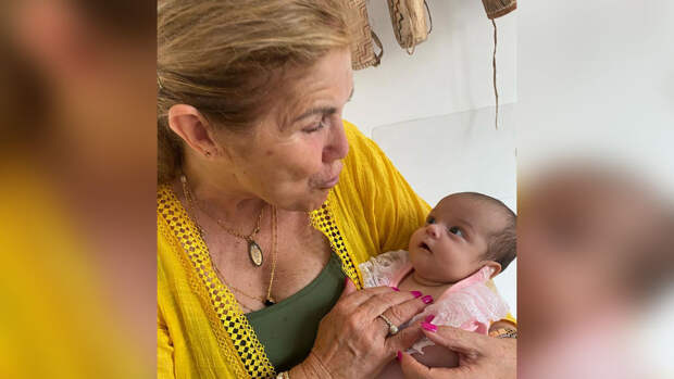 Мать Криштиану Роналду поделилась первой фотографией новорожденной внучки