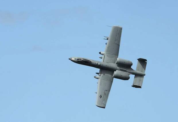 Штурмовик США потерпел крушение недалеко от Ормузского пролива