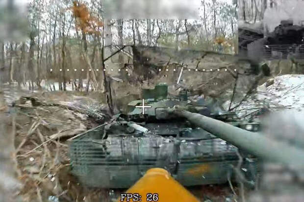 Украина бросила против российских войск «картонный» танк на колесах